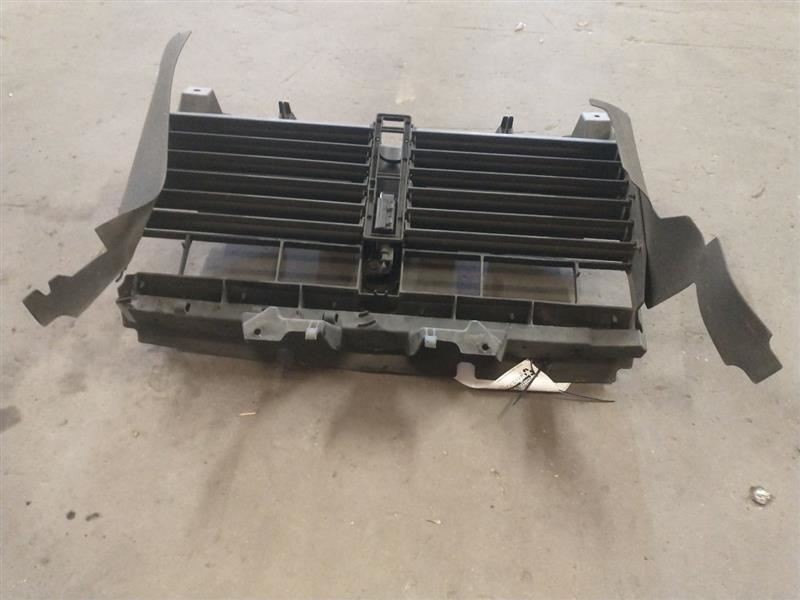 RAM1500 2014 Air Shutter 989178