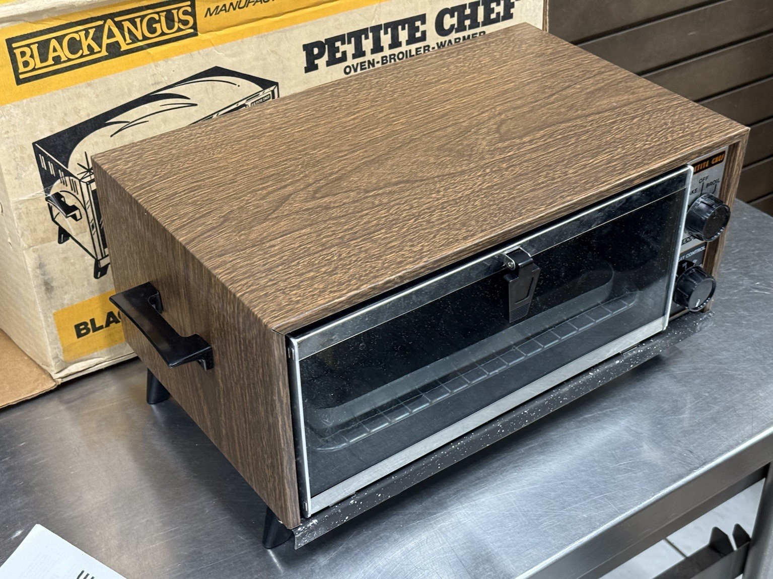 Vintage Black Angus Petite Chef Toaster Oven Broiler Warmer Woodgrain Finish