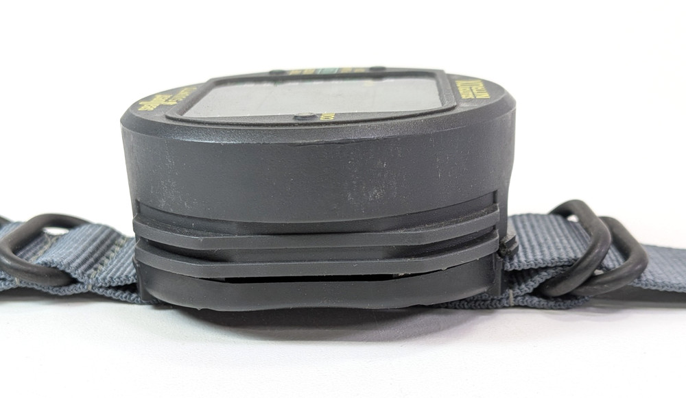 Suunto Solution Nitrox Scuba Dive Wrist Backlit Computer NEW Strap #6140