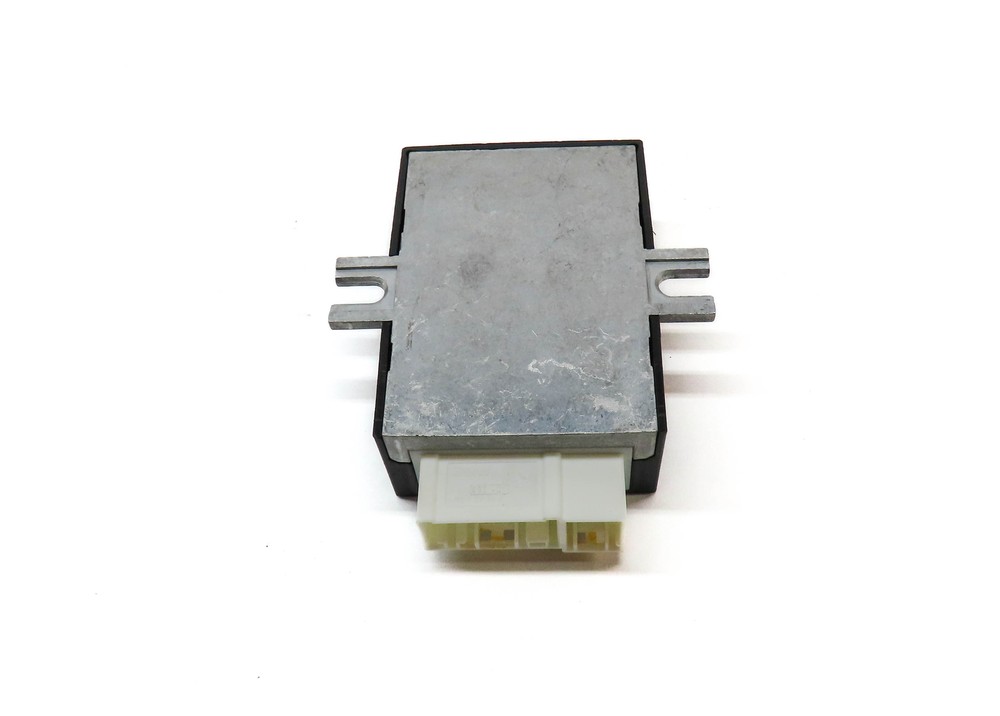 2013 BMW X5 (E70) 4.4L (N63) ENGINE FUEL PUMP CONTROL MODULE