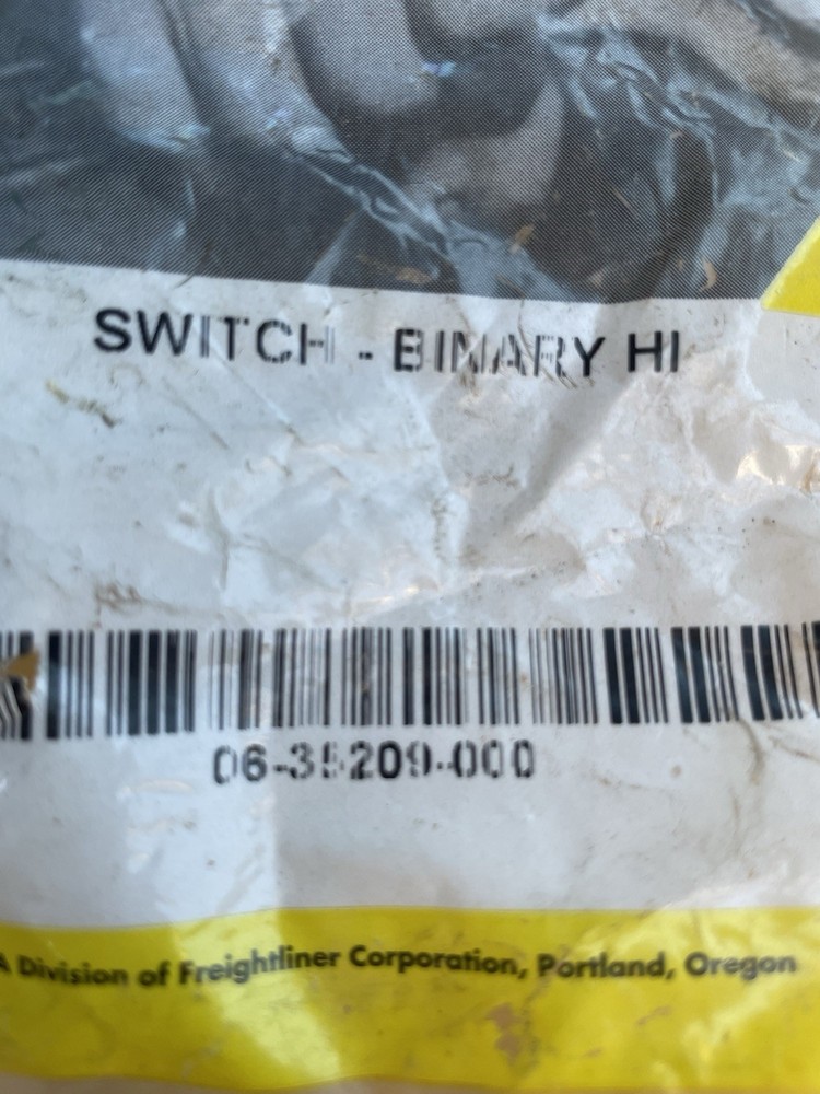 alliance freightliner 06 35209 000 binary switch