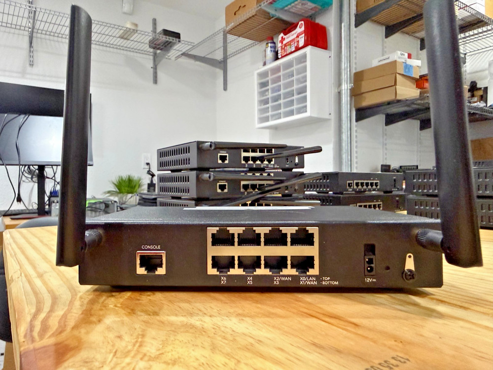Sonicwall TZ370w Network Security Appliance - Firewall - TRANSFER READY