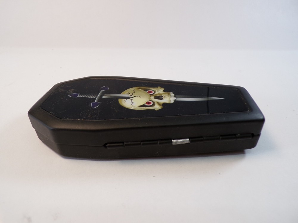 Skull & Dagger Cigarette Holder Coffin Case