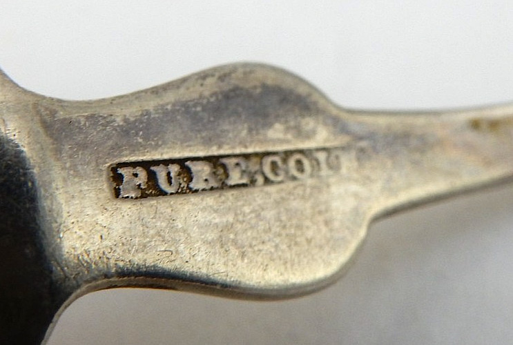 ANTIQUE N. HOWARD & SON MONOGRAMMED "AMR" PURE COIN SILVER SPOON, 13 GRAMS