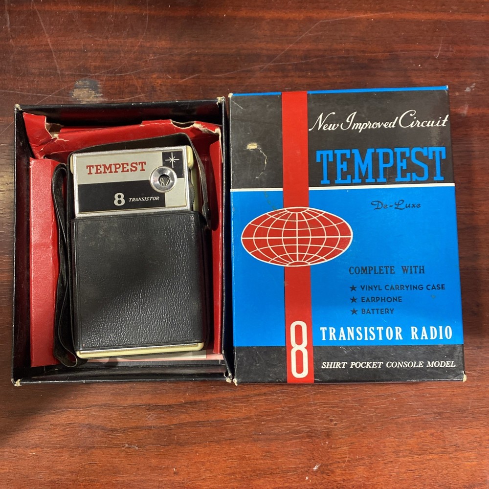 Solid State P.C. AM/FM Transistor Radio w/ Box -  Not Tested