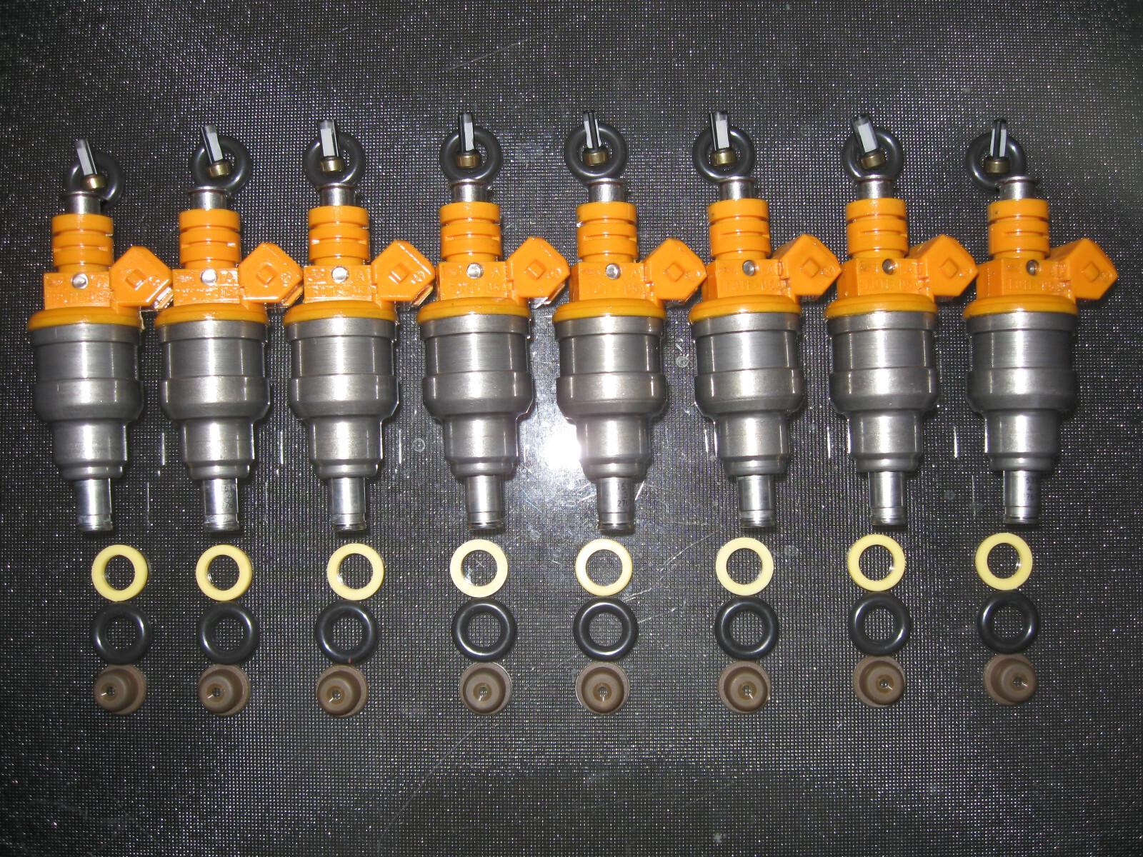 1986-2002 Ford Mustang 19lb Injectors 4-Hole Spray Pattern Bosch Gt 5.0 4.6 V8