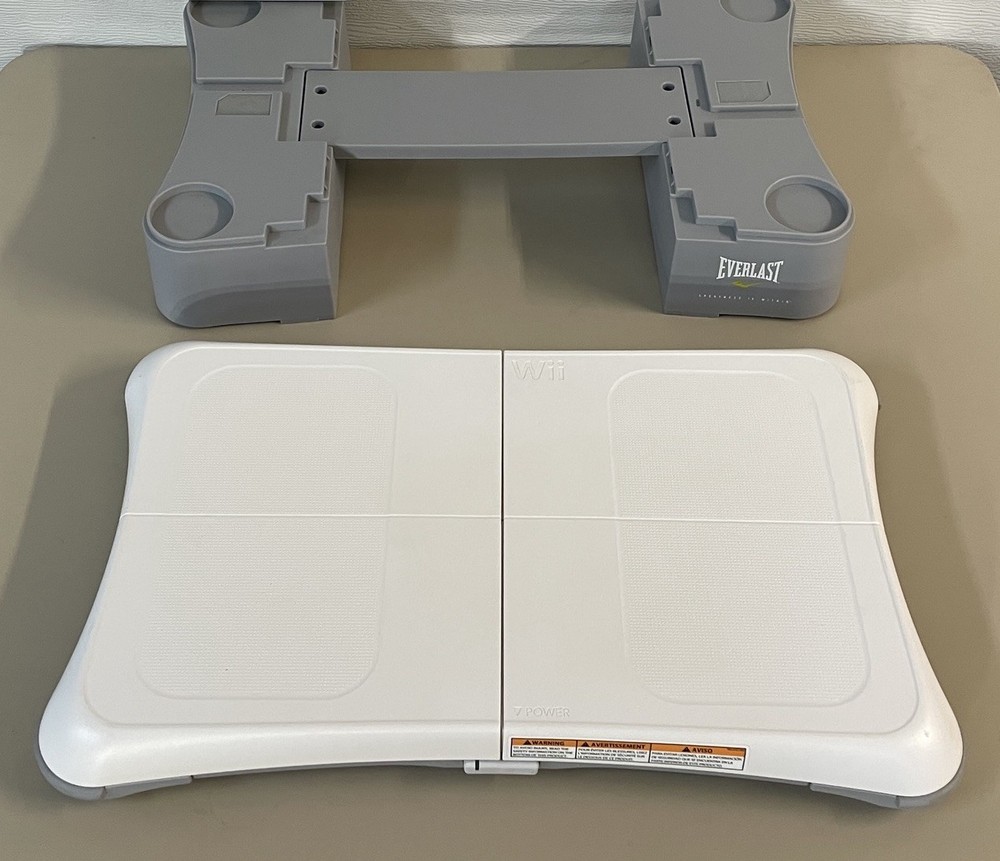Nintendo Wii Balance Board + Everlast 3" Step Riser