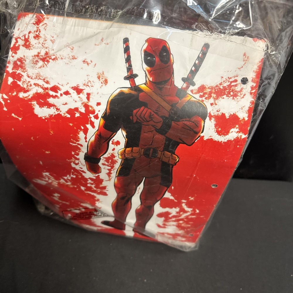 MARVEL DEADPOOL FIGURE FACT FILES - EAGLEMOSS CHAPTER 5 - SEALED