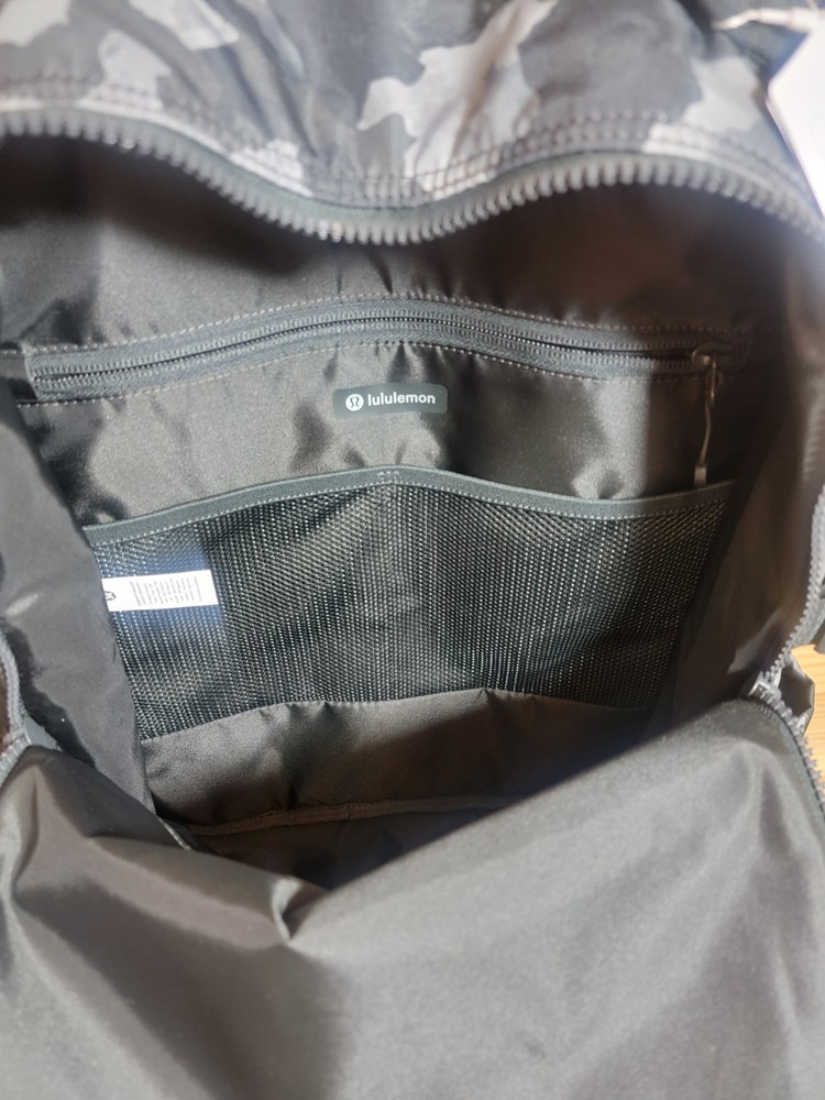 Lululemon New Crew Backpack 22L Black Camo