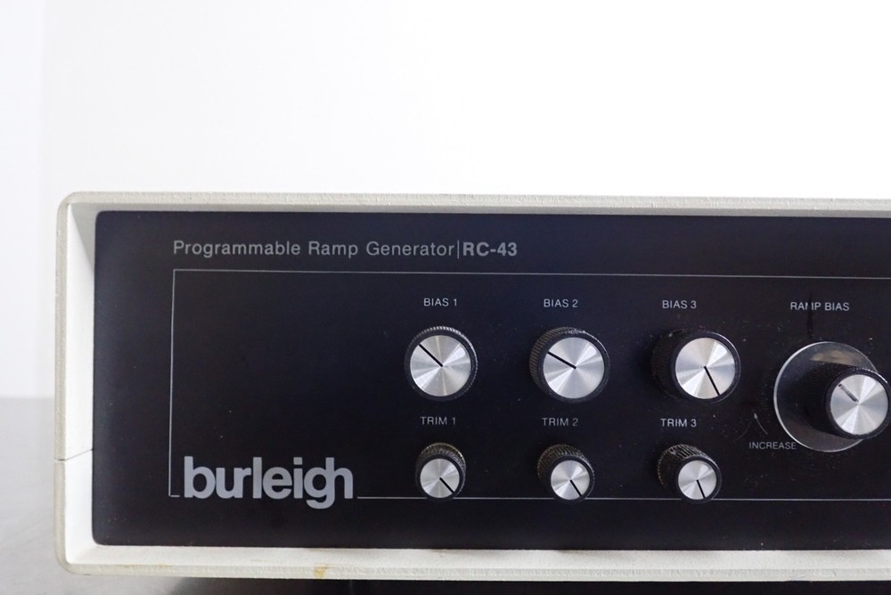 Burleigh RC-43 Programmable Ramp Generator