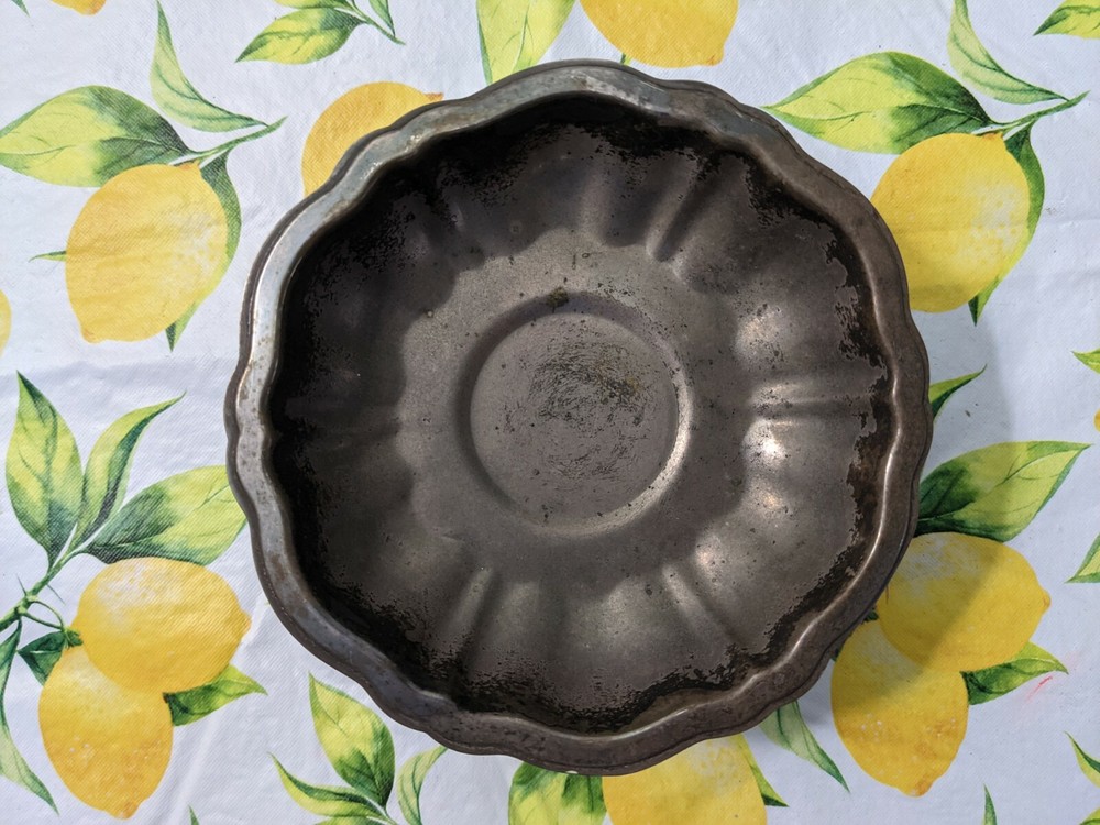 WM ROGERS CANDY DISH