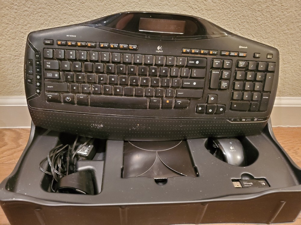 Logitech Cordless Desktop Keyboard & Mouse Combo MX5500 Poor Condition