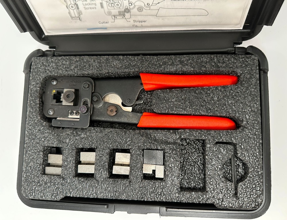 Black Box FT047A Modular Plug Crimp Tool Kit. Used only few times