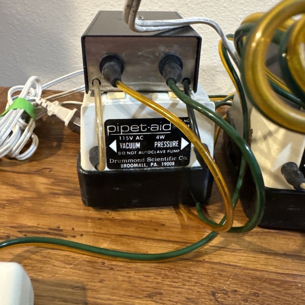 (2) Drummond Pipet-Aid CE Lab Pipette Controller Vacuum Pumps