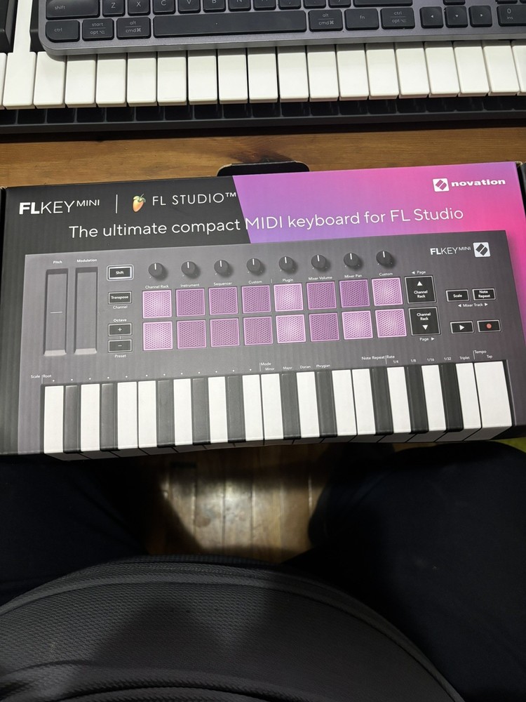 Novation FLkey Mini 25-Key MIDI Keyboard Controller for FL Studio