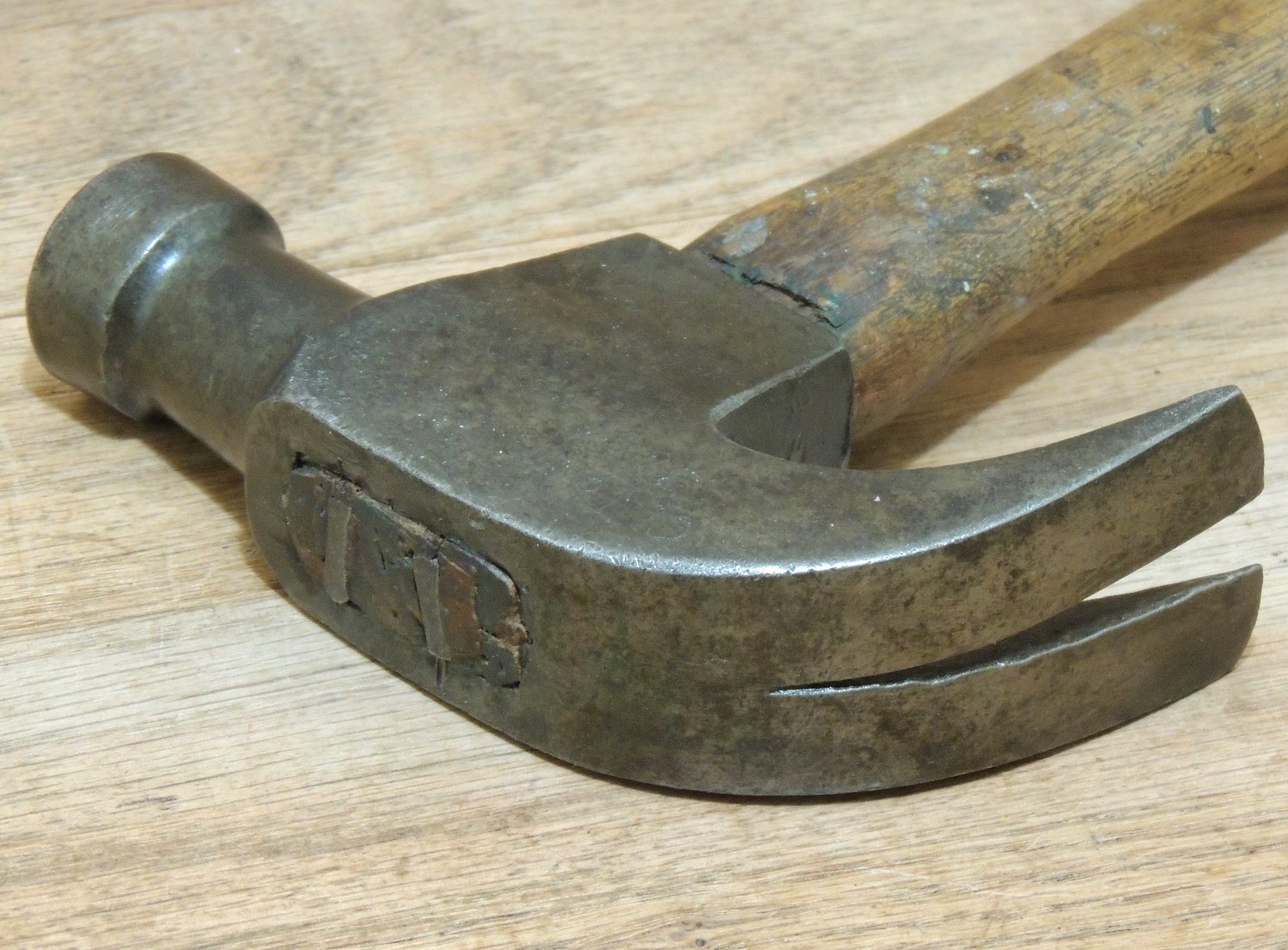 24? oz. BUHL SONS TYROD CLAW HAMMER w/ORIGINAL HANDLE-ANTIQUE HAND TOOL