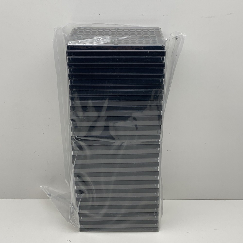 (20-Pack) Corning 3916 Solid Black Flat Bottom TC-treated Microplate EXPIRED2019