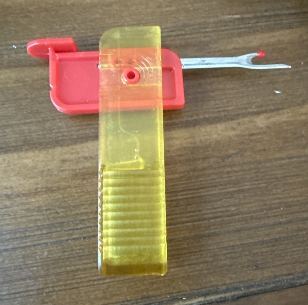 Magnetic Seam Guide Sewing Machine Accessory 11.1*3.3cm Easy Install Disassemble