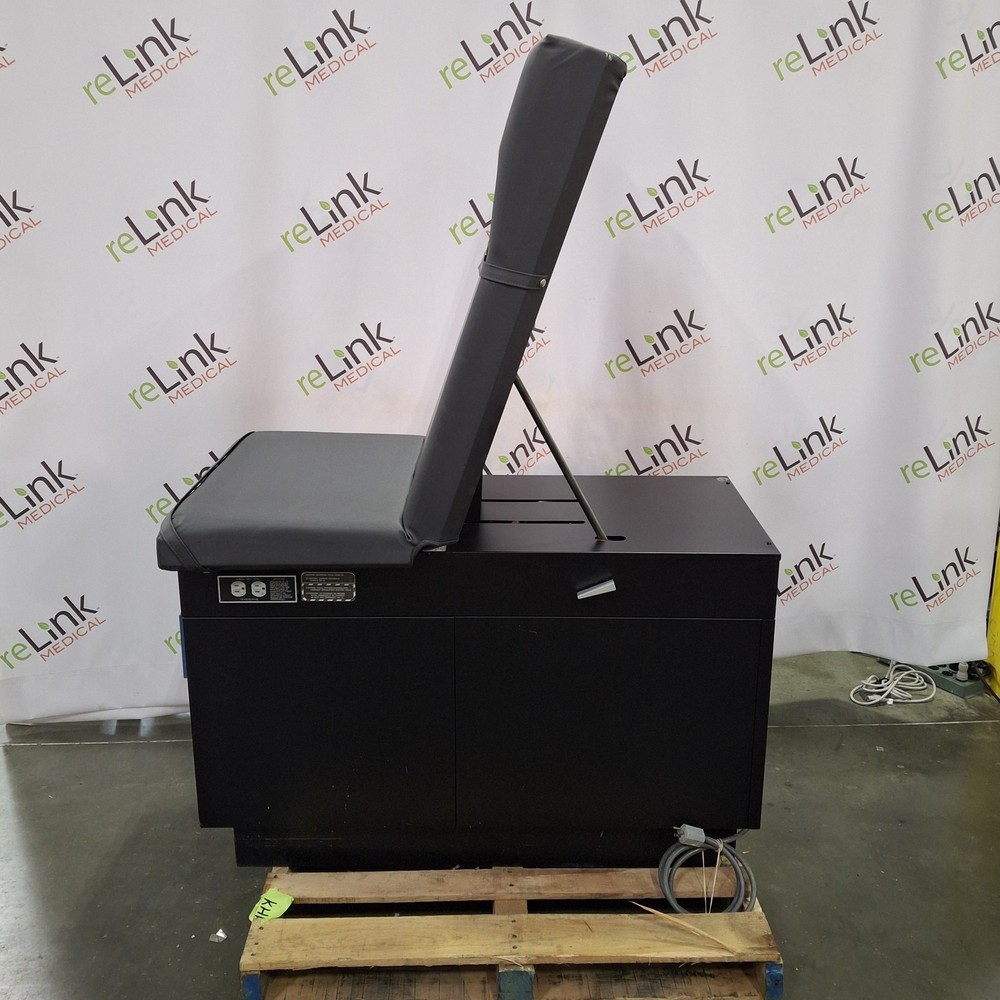 Ritter 104 Exam Table