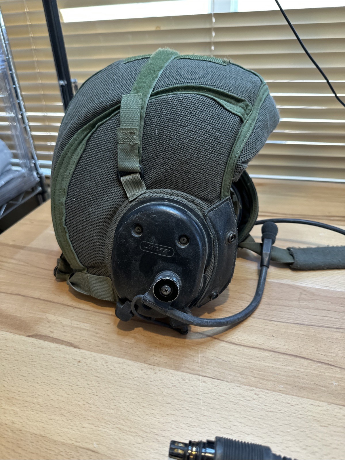 USED CVC TANKER CREWMAN HELMET TACTICAL HEADSET LINER BOSE COMMS BOOM MIC LARGE
