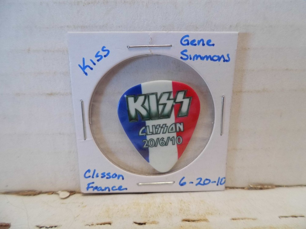 KISS "GENE SIMMONS" 6/20/2010 GUITAR PICK~READ DESCRIPTION #11~7