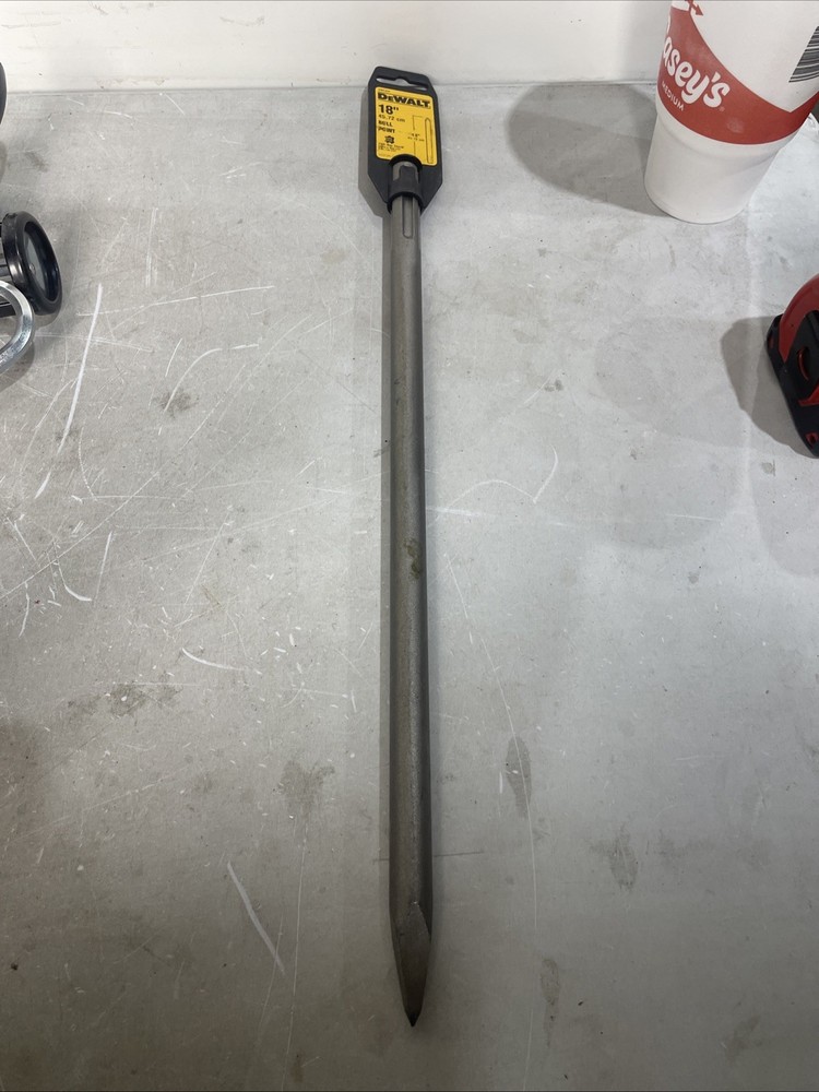 DEWALT DW5833 18" SDS MAX SHANK BULL POINT TOOL
