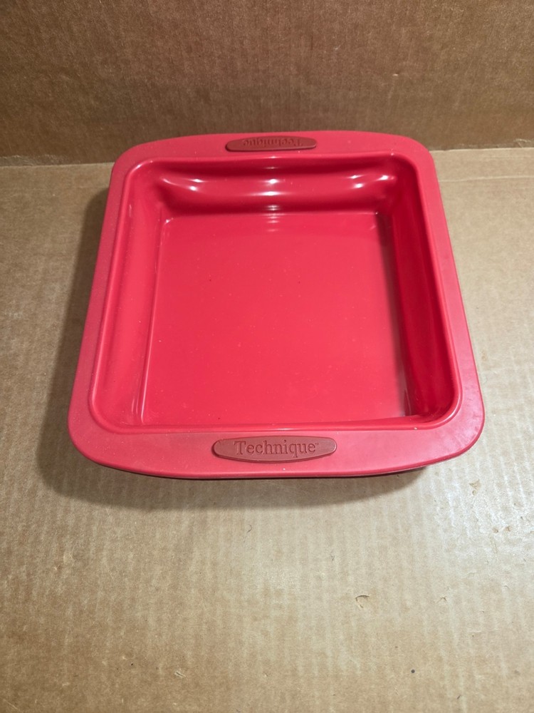 Bakeware Set In RED Technique 6-Pieces Silicone Collapsible