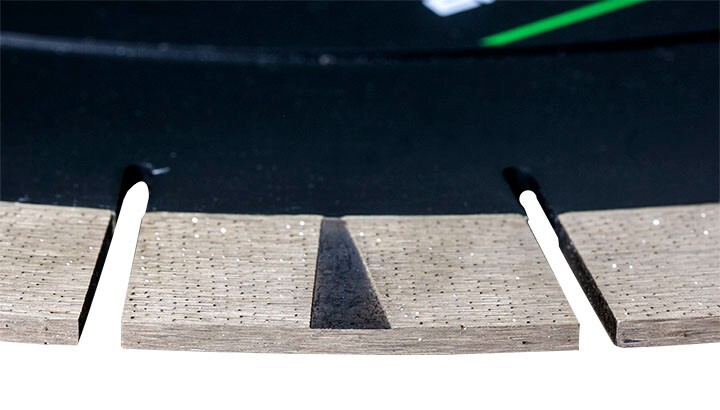 Cyclone S Silent Core Reinforced Blade