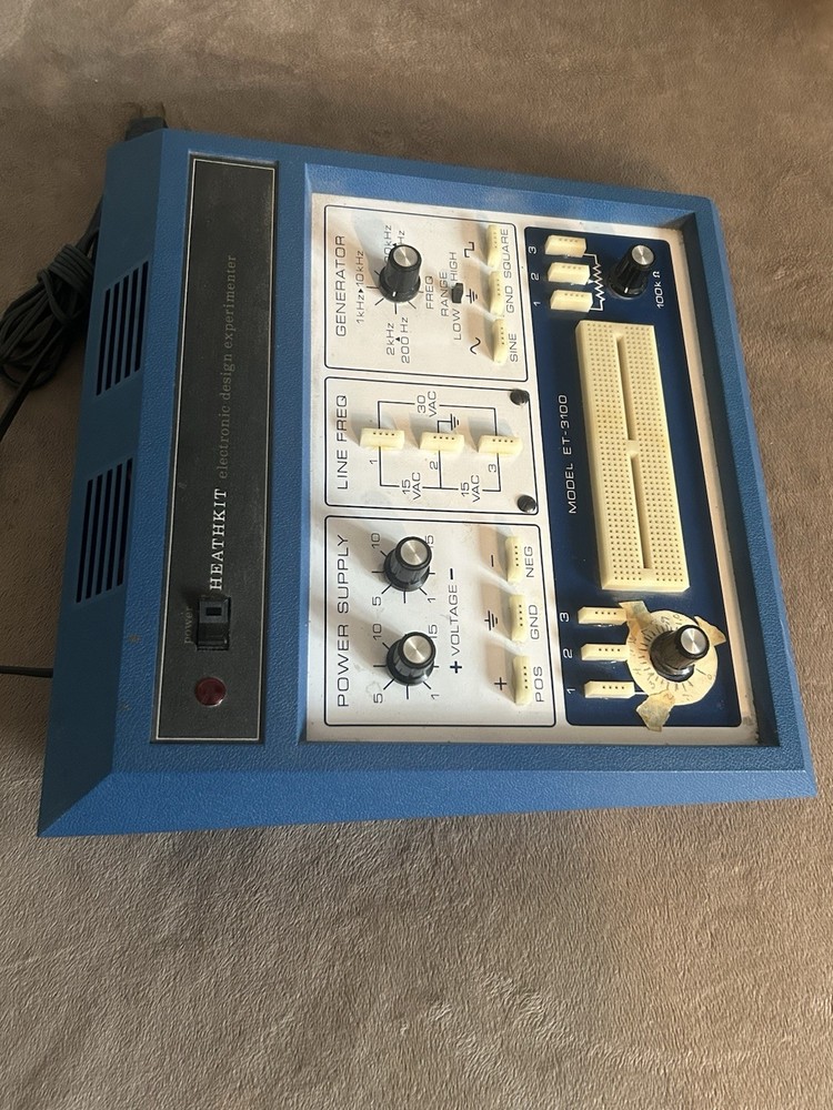 Vintage Heathkit Model ET-3100 Electronic Design Experimenter - Powers On