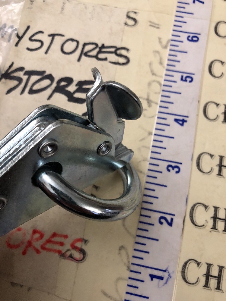 NEW KEEPER 47802 ARTICULATED E-TRACK FITTING W/2" O-RING