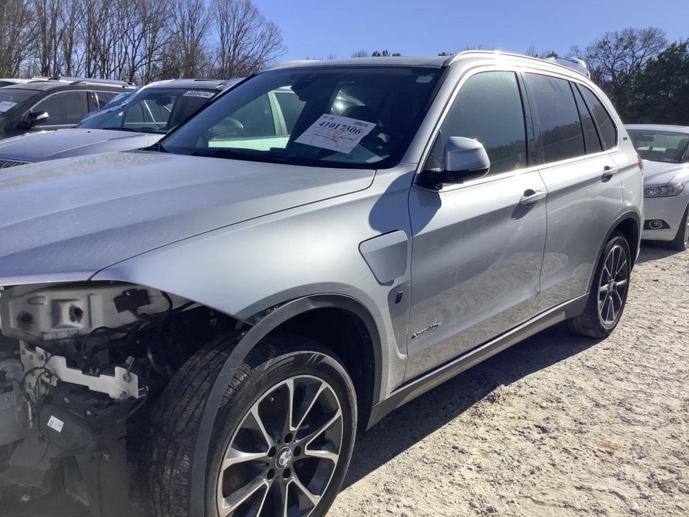 X5 2018 Glove Box 4537751