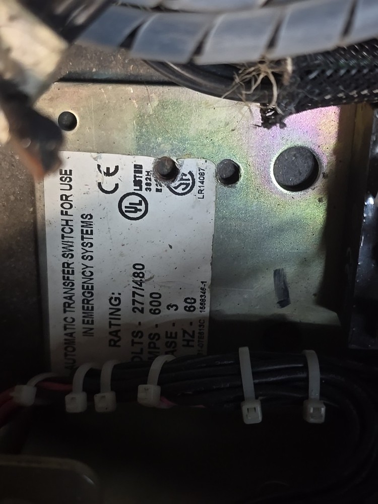 Caterpillar CTG 600 Amp Transfer Switch