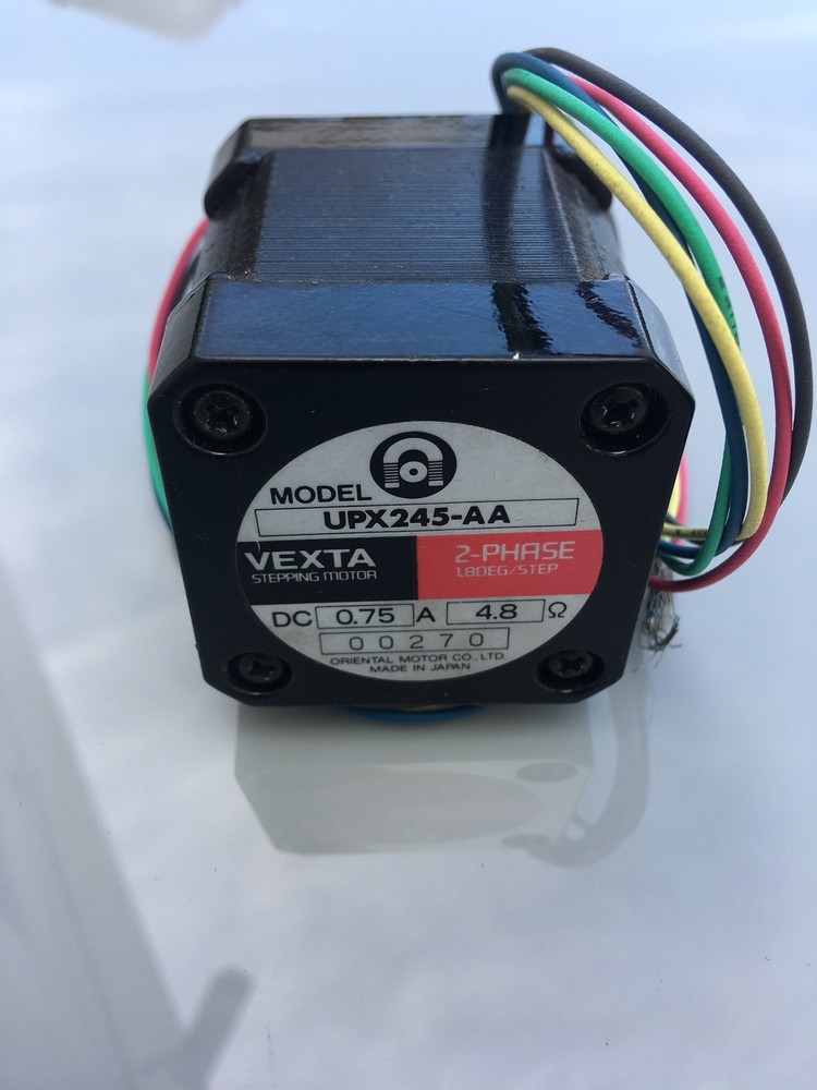 Vexta UPX245-AA stepping motor, New !