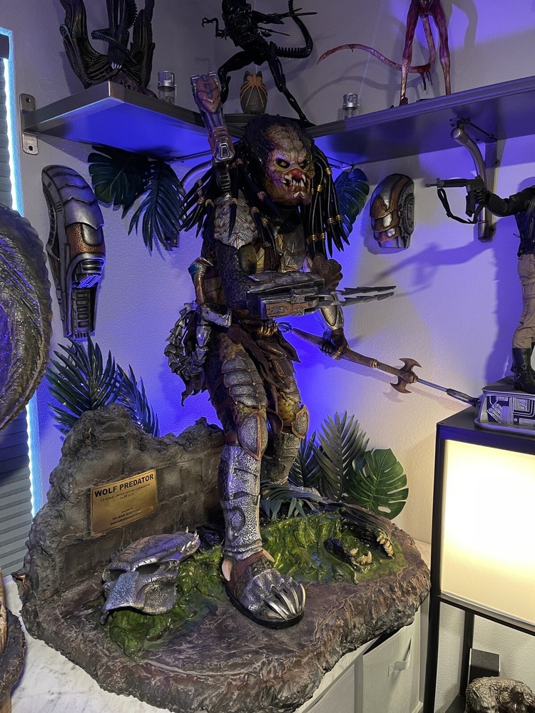 Custom Wolf Predator Statue 1:2 Scale Alien Vs Predator