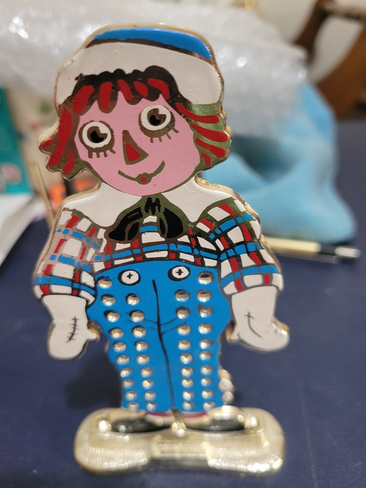 Raggedy Andy earring holder