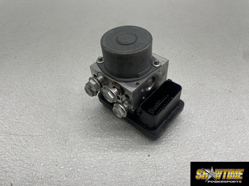 20-24 HARLEY-DAVIDSON SOFTAIL STANDARD FXST ABS PUMP UNIT MODULE