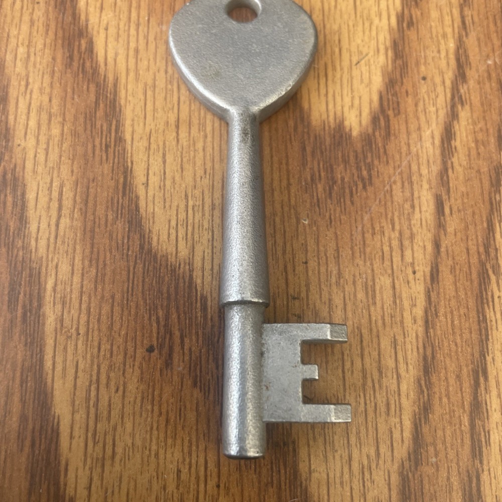 Vintage Skeleton Key