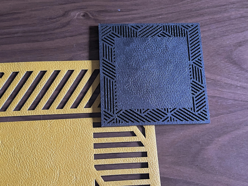 Piazza Mustard Double-Sided Trivet