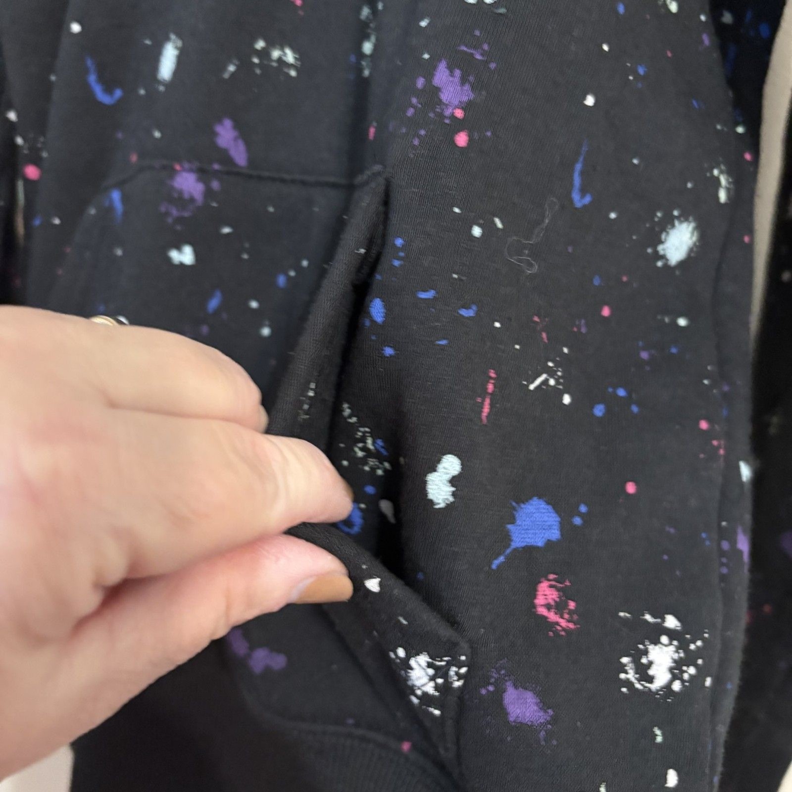 Champion Jogger Set Yth Sm Black paint splatter Kangaroo pocket drawstring pant