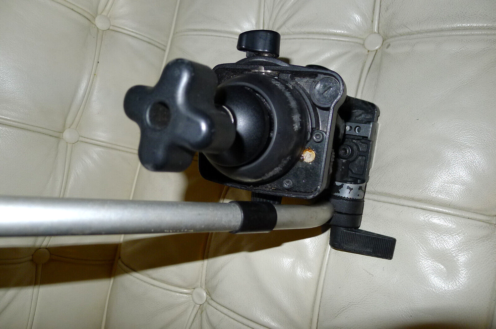 Libec RH25 Head with Pan Handle, Camera Plate, Good