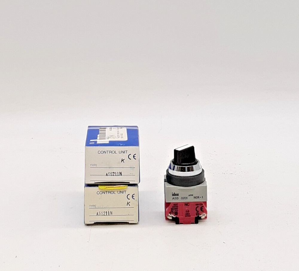 IDEC ASS211N Selector Switch - Lot of 2