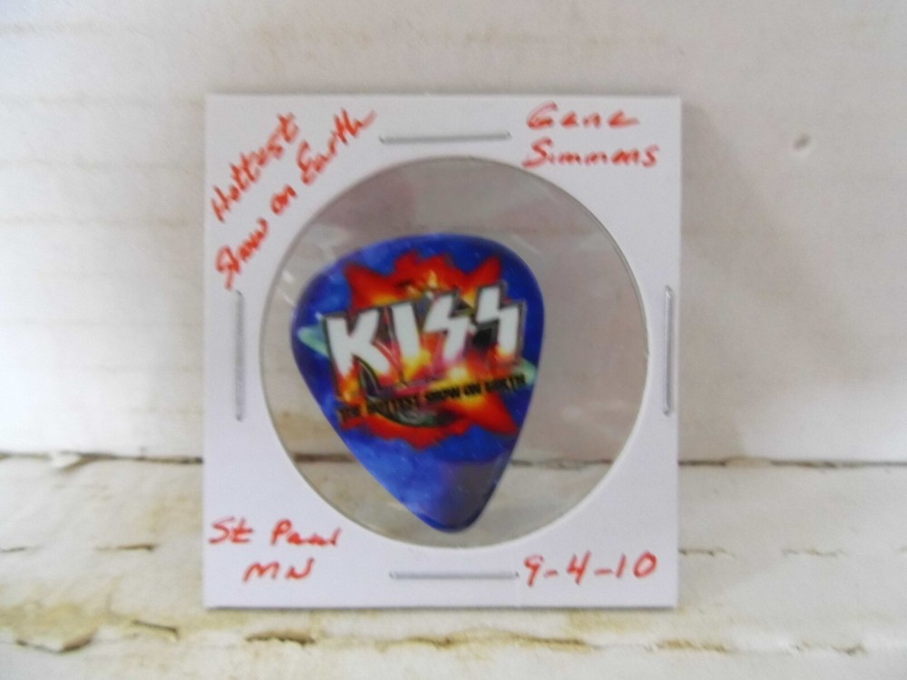KISS "GENE SIMMONS" 9/4/10 GUITAR PICK~READ DESCRIPTION #12~19
