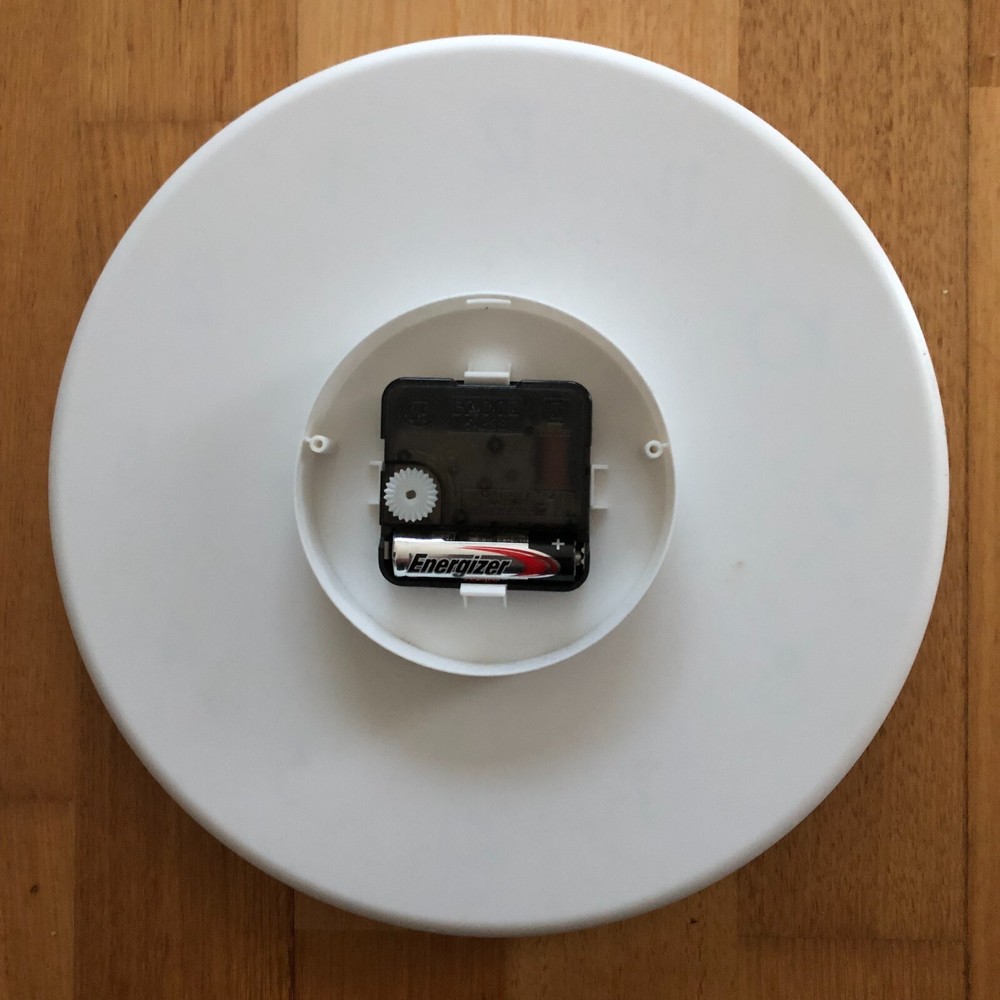 Wall Clock Battery Powered 25cm Diametre White Hour & Minute Hands. AA Type.