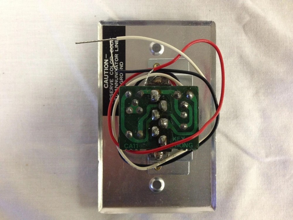 Bogen CA-11 Press To Call - Privacy 3 Position Intercom Switch