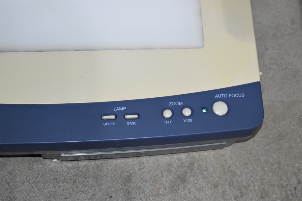 Elmo EV-4400AF Visual Presenter Zoom Overhead Document Camera Working