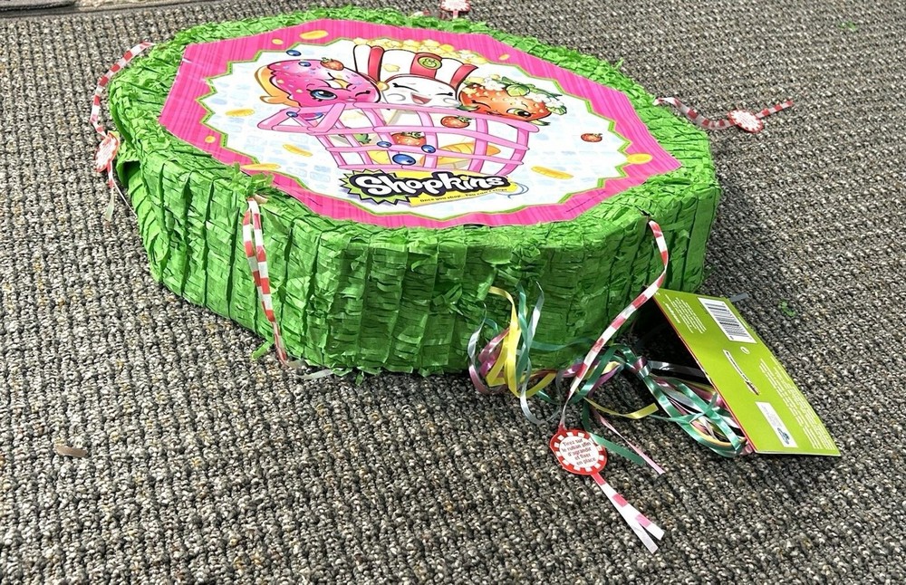 SHOPKINS PINATA Pullstring New See Notes