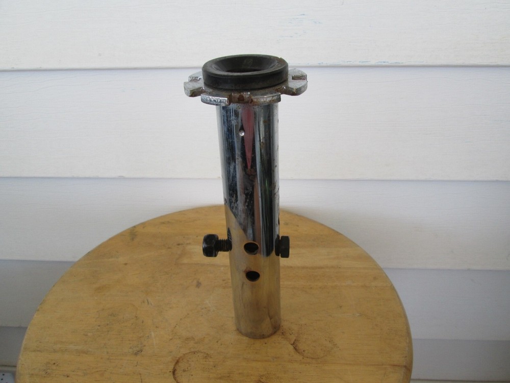 Adjustable Seat Post w/ Good Rubber/8" H # 5416