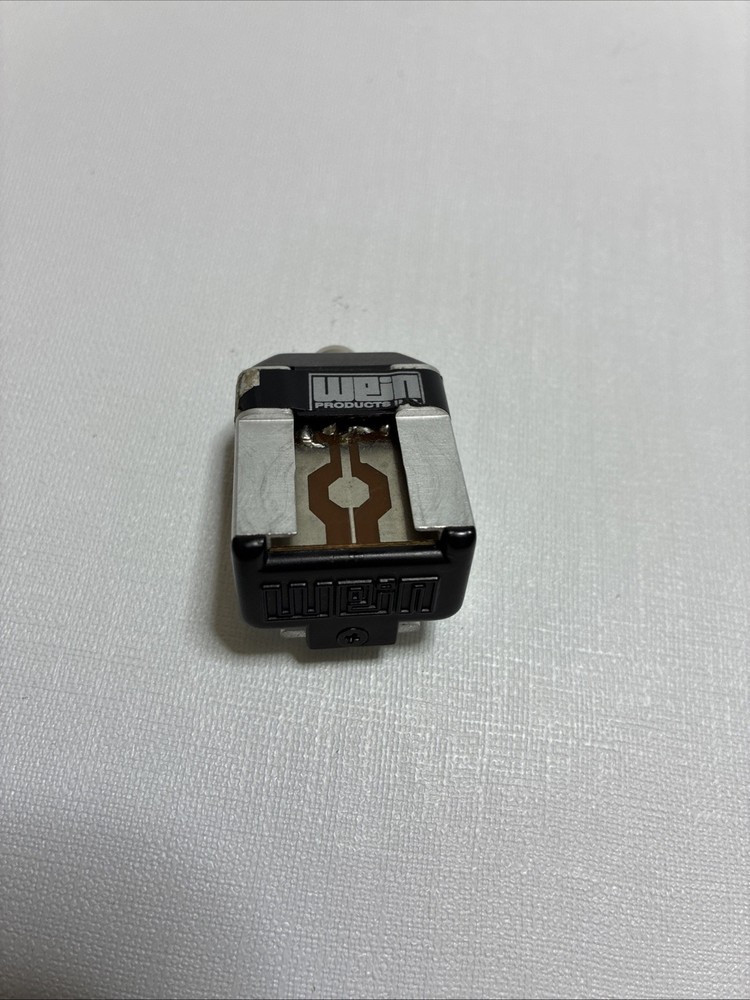 wein hot shoe safe sync model HSHSB