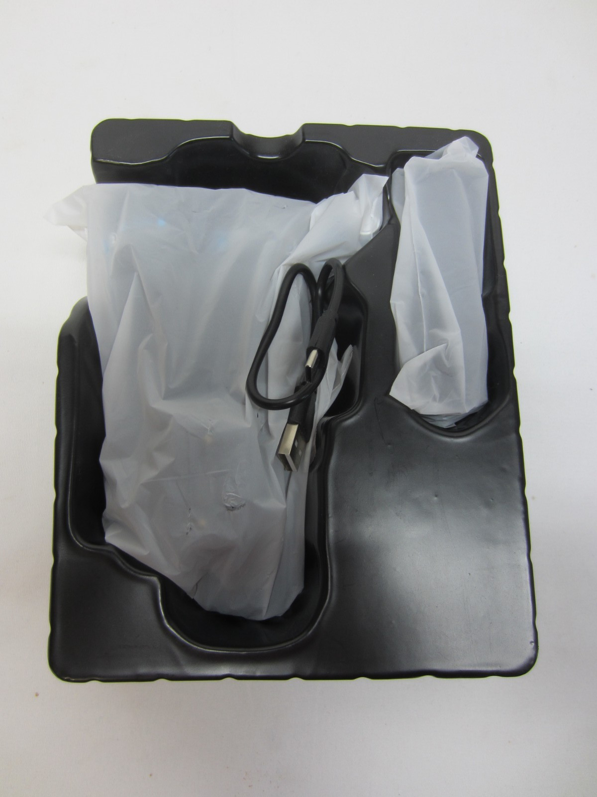 Tokqi M02 3-Axis Gimbal Stabilizer~Open Box~Manual, Cable & Bag as pictured