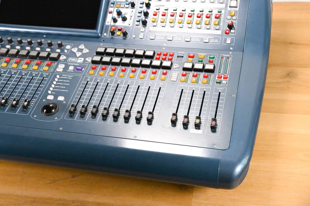 Midas PRO2C Live Digital Audio Mixing Console CG01WT7